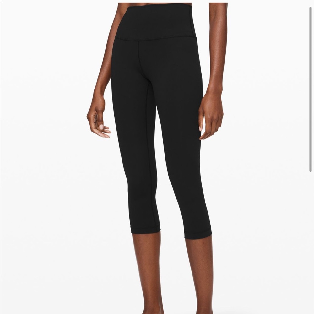 Lululemon wunder under high rise crop 21” BLACK